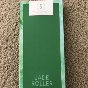 Jade Roller- brand new